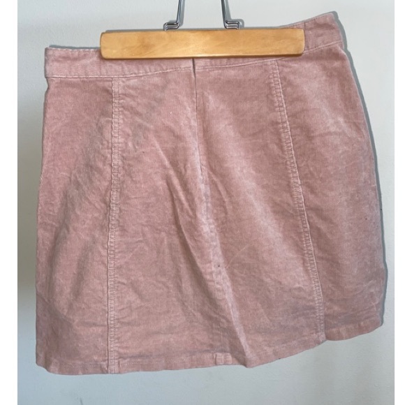 Forever 21 skirt - Picture 2 of 2